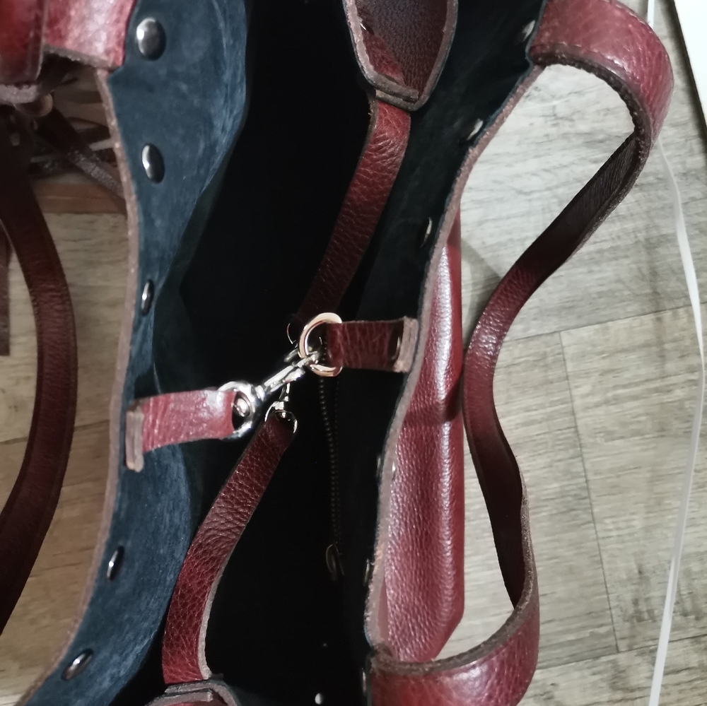 LAGGO TOTE BAG. - Picture 9 of 11